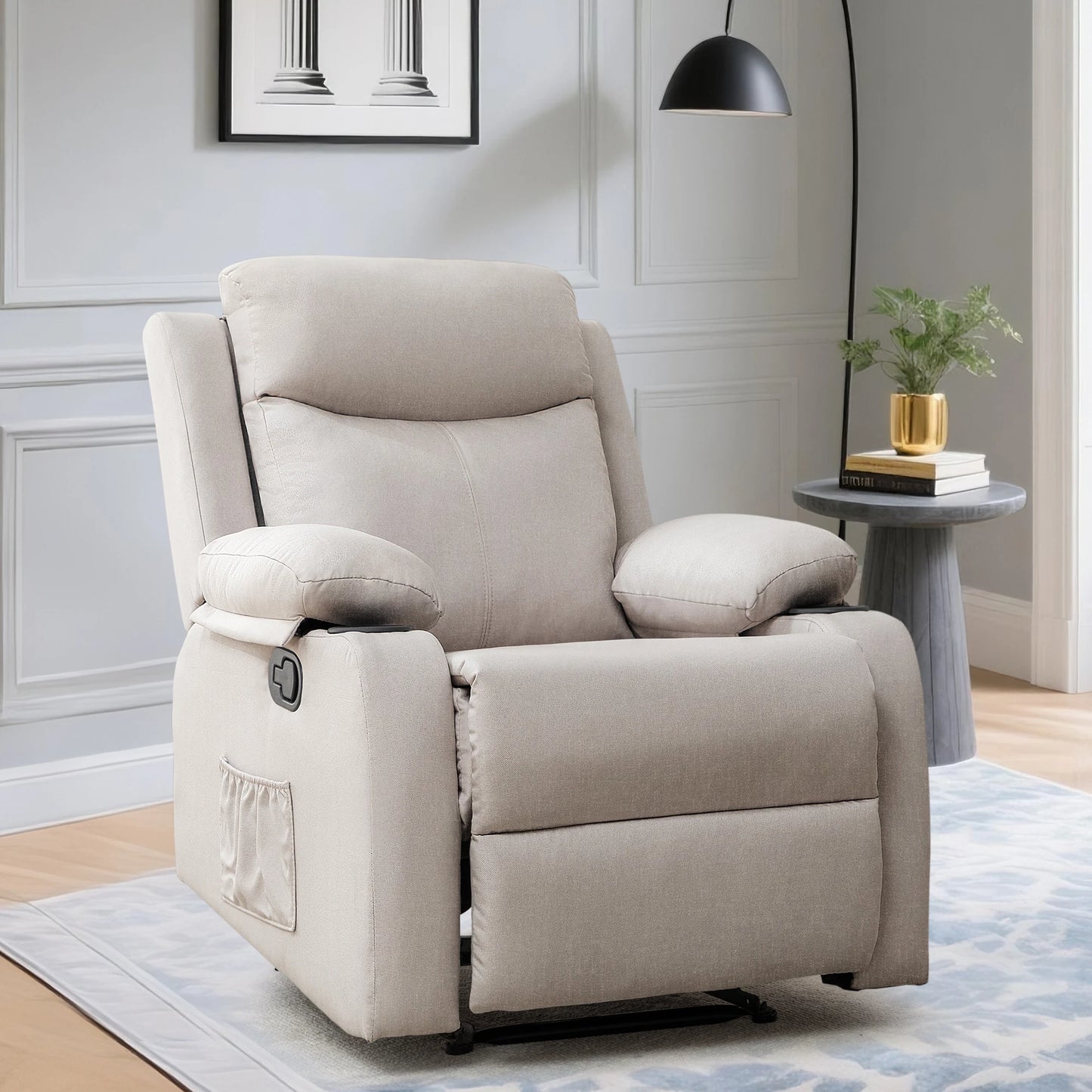 Manual Recliner, Cup Holders, Pockets